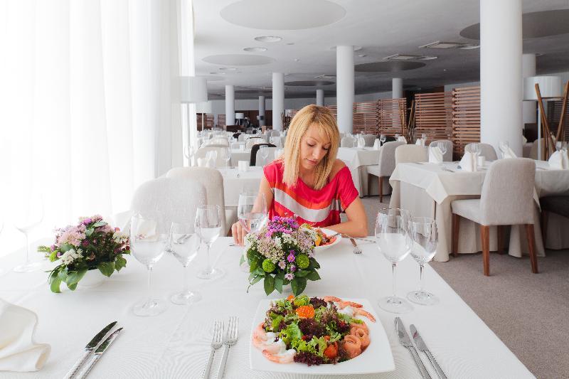 Lighthouse Golf & Spa Apartments Balchik Ngoại thất bức ảnh